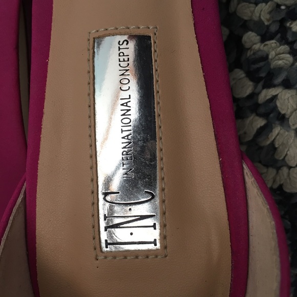 INC ankle strap sandals - Picture 4 of 4